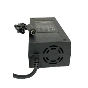 شارژر اسکوتر برقی با قیمت مناسب در اصفهان